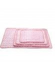 Mascotas alfombra refrescante para verano 3 tamaños Pet almohadilla de hielo fresco de seda fría a prueba de humedad sofá estera