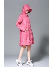 Freesmily para mujer con estilo Poncho de lluvia impermeable con mangas de capucha y bolsillo